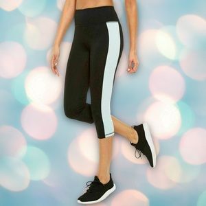 Ideology Women’s Athletic Workout Capri Leggings Size S